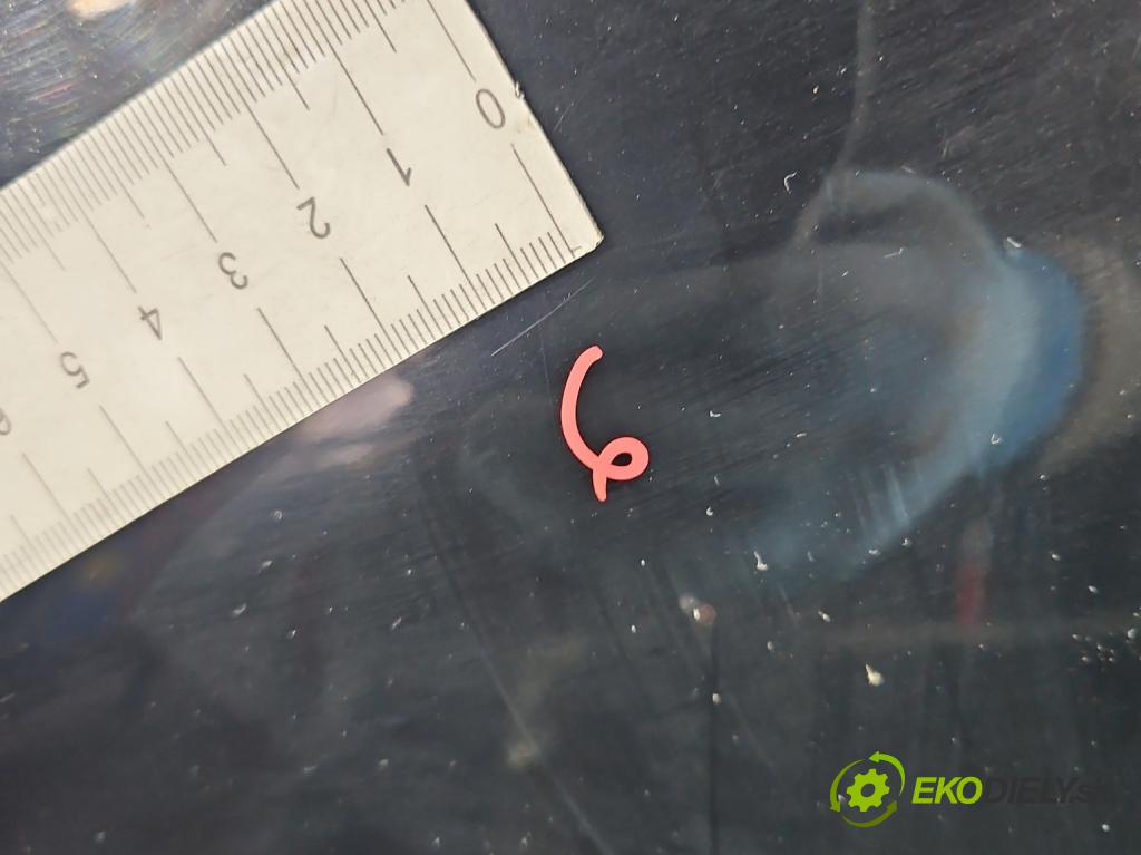 Mercedes S W221 2005-2013 3.0 CDI 211KM automatic 155 kW 2987 cm3 4- blatnik přední levý  (Predné ľavé)