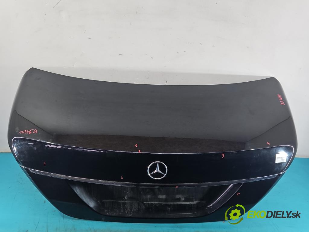 Mercedes S W221 2005-2013 3.0 CDI 211KM automatic 155 kW 2987 cm3 4- zadní kufrové dveře  (Zadní kapoty)