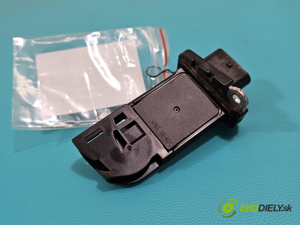 Audi A4 B8 2007-2015 2.0 TFSI 211KM automatic 155 kW 1984 cm3 5- průtokoměr: 06J906461D (Váha vzduchu)