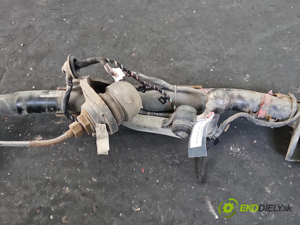 Mercedes B W246  2011-2018 1.8 CDI 109 hp automatic 80 kW 1796 cm3 5- oko tažné A2463100304 (Tažná zařízení)