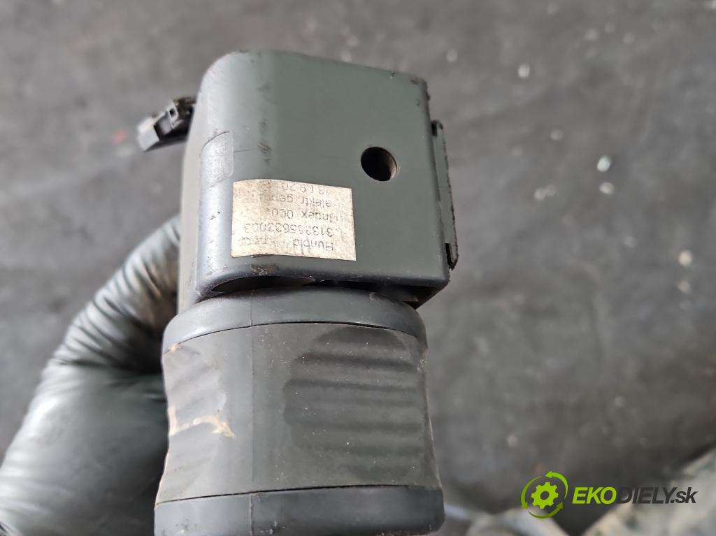 Mercedes B W246  2011-2018 1.8 CDI 109 hp automatic 80 kW 1796 cm3 5- oko tažné A2463100304 (Tažná zařízení)