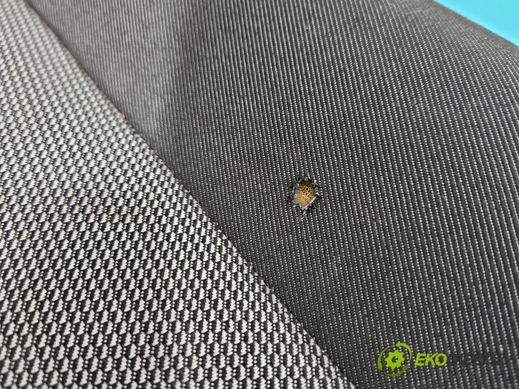 Skoda Fabia II 2007-2014 1.2 12V 69KM manual 51 kW 1198 cm3 5- Sedačka pravý  (Sedačka, sedadlo)