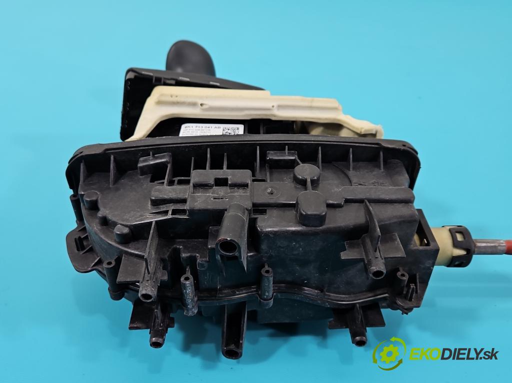 Audi A4 B8 2007-2015 2.0 TFSI 211KM automatic 155 kW 1984 cm3 5- Páka: Změny: stupeň,rýchlosť 8K1713041AB (Rýchlostná páka (kulisa))