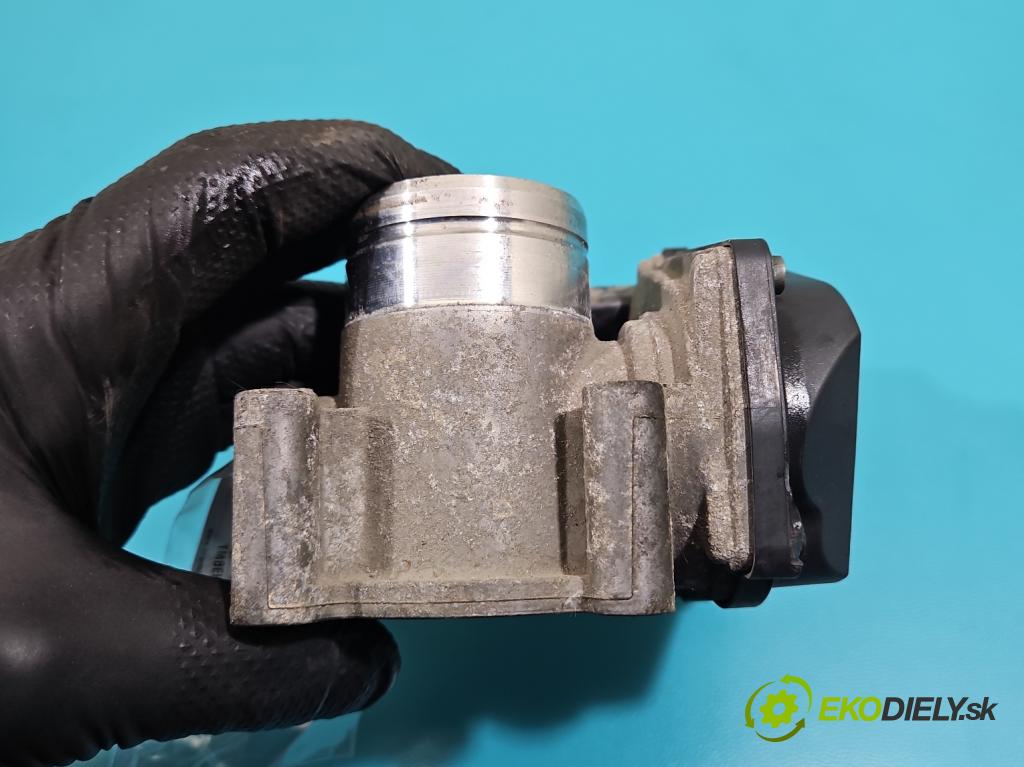 Skoda Fabia II 2007-2014 1.2 12V 69KM manual 51 kW 1198 cm3 5- klapka 03D133062F (Škrtiaca klapka)