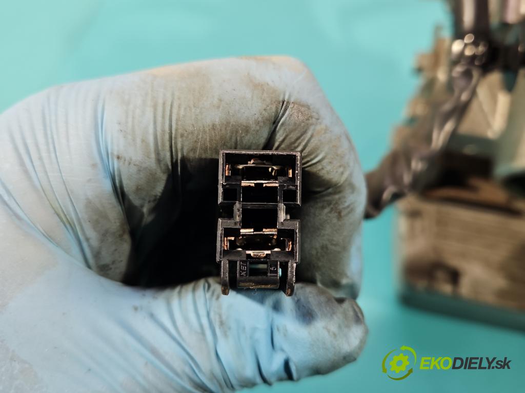 Hyundai I30 II 2012-2016 1.4 16V 100 HP manual 73,2 kW 1396 cm3 5- čerpadlo posilovač 56300A6900 (Servočerpadlo, pumpa riadenia)