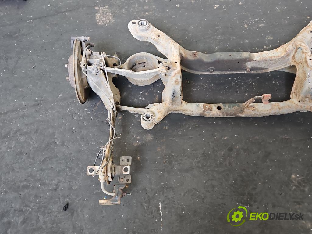 Ford Mondeo Mk4 2007-2014 2.0 tdci 140 hp automatic 103 kW 1997 cm3 5- zadní výztuha  (Výztuhy zadní)