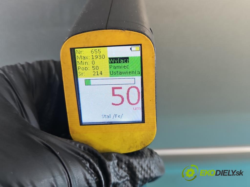 Toyota Corolla Verso I 2001-2004 2.0 D4D 90 HP manual 66 kW 1995 cm3 5- dvere zadné pravé  (Ostatné)