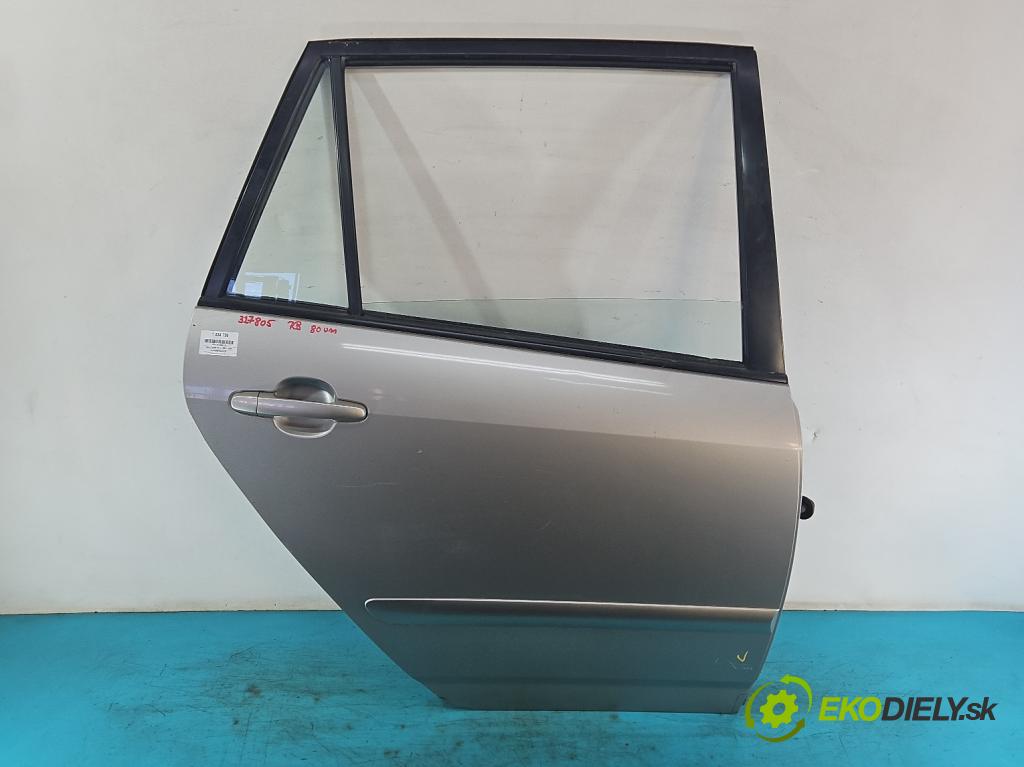 Toyota Corolla Verso I 2001-2004 2.0 D4D 90 HP manual 66 kW 1995 cm3 5- dvere zadné pravé  (Ostatné)