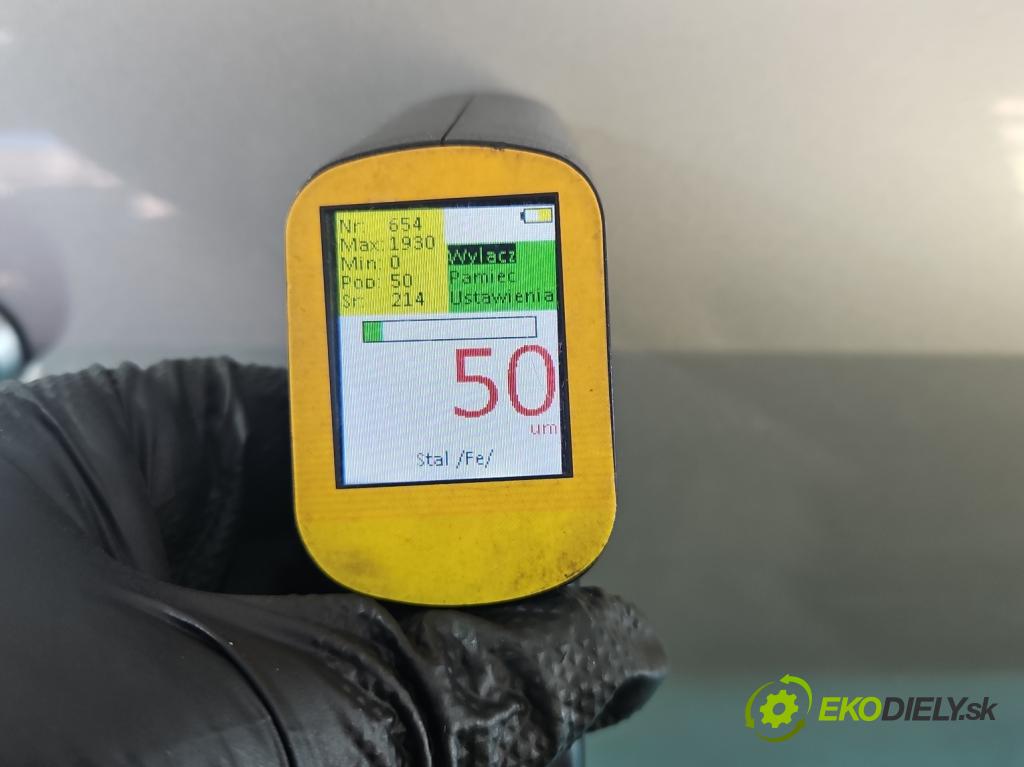 Toyota Corolla Verso I 2001-2004 2.0 D4D 90 HP manual 66 kW 1995 cm3 5- dvere zadné pravé  (Ostatné)