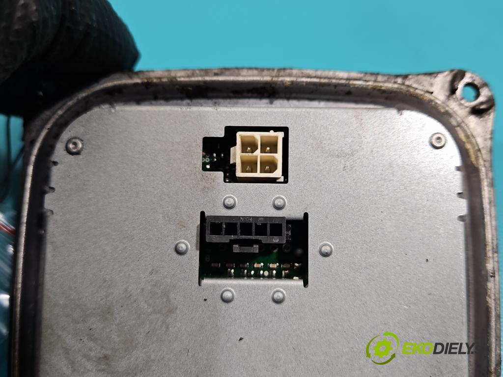 Audi A4 B8 2007-2015 2.0 tdi 143 HP automatic 105 kW 1968 cm3 5- střídač: xenon 8K0907472A (Riadiaca jednotka xenónu)