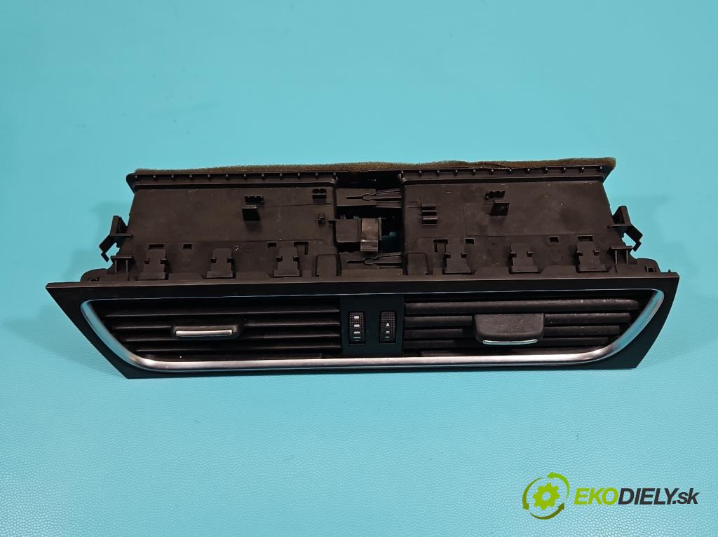 Audi A4 B8 2007-2015 2.0 tdi 143 HP automatic 105 kW 1968 cm3 5- Mřížka: kúrenia stredová 06485-005 (Mriežka kúrenia (fukár))