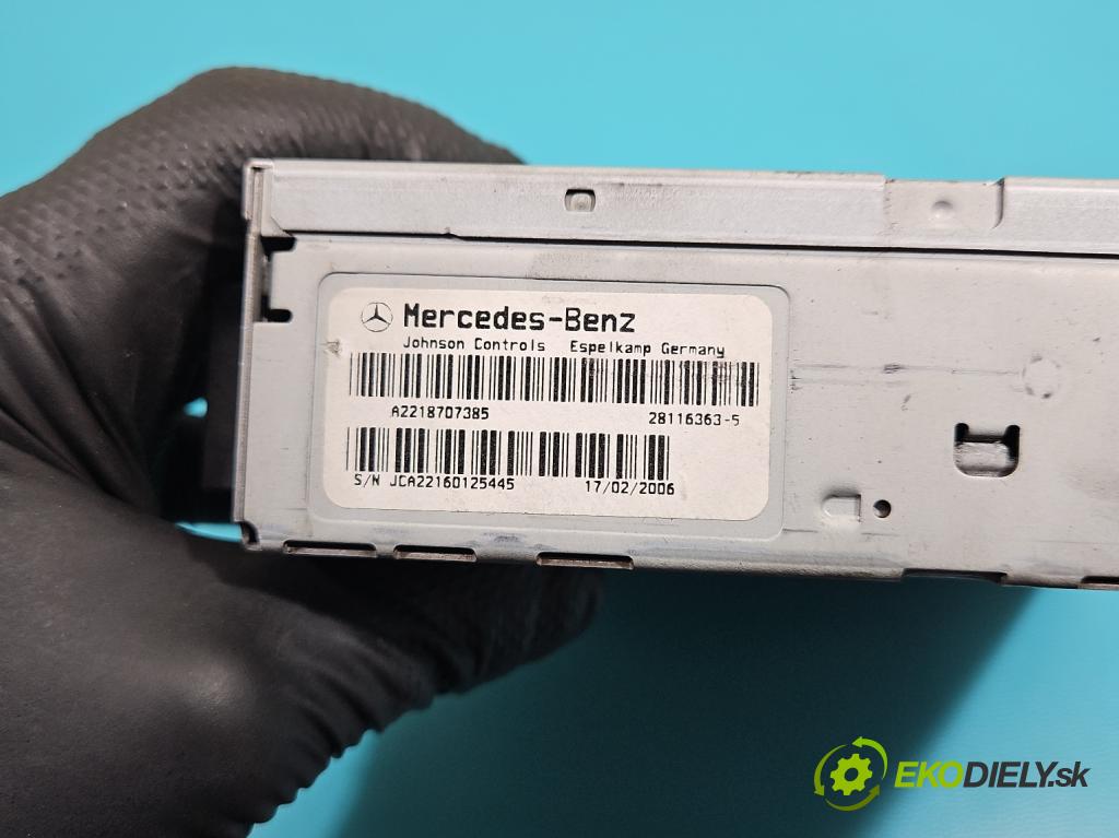 Mercedes S W221 2005-2013 3.0 CDI 211KM automatic 155 kW 2987 cm3 4- Radio originál A2218707385