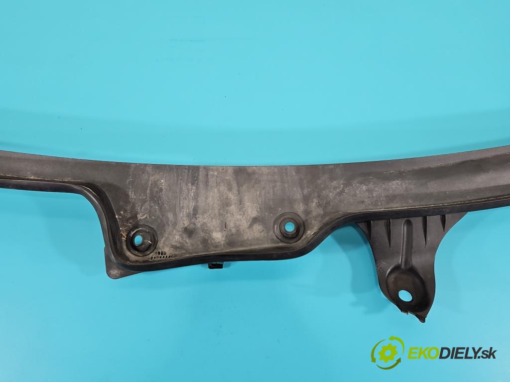 Mercedes S W221 2005-2013 3.0 CDI 211KM automatic 155 kW 2987 cm3 4- torpédo A2218300028 (Torpédo (plast pod čelným sklom))