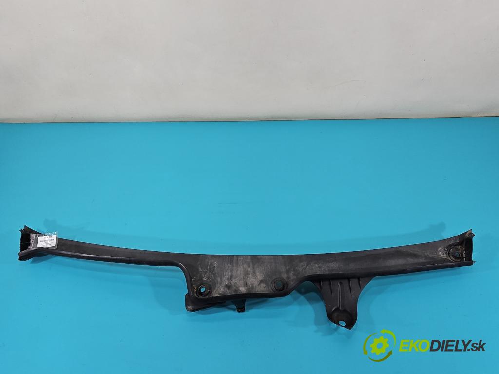 Mercedes S W221 2005-2013 3.0 CDI 211KM automatic 155 kW 2987 cm3 4- torpédo A2218300028 (Torpédo (plast pod čelným sklom))