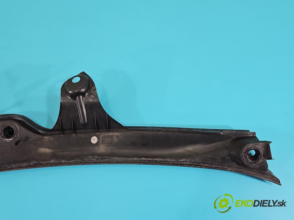 Mercedes S W221 2005-2013 3.0 CDI 211KM automatic 155 kW 2987 cm3 4- torpédo A2218300028 (Torpédo (plast pod čelným sklom))