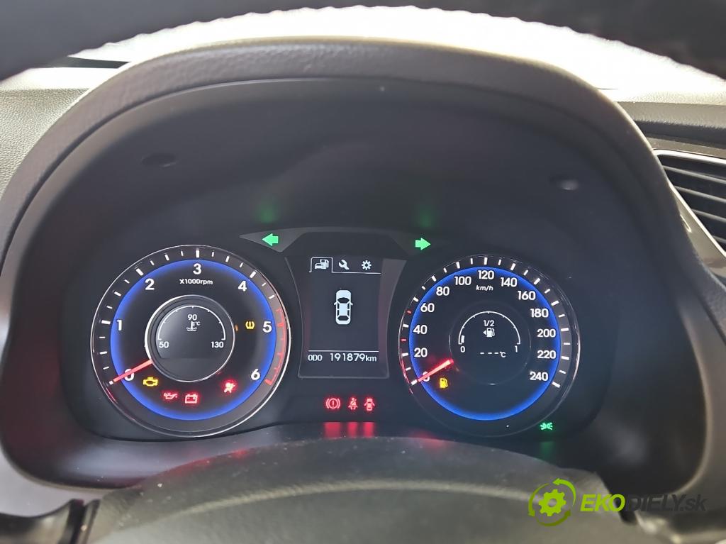 Hyundai I40 1.7 crdi 141 HP manual 104 kW 1685 cm3 5- prístrojovka/ budíky 94023-3Z520 (Prístrojová doska, displej)