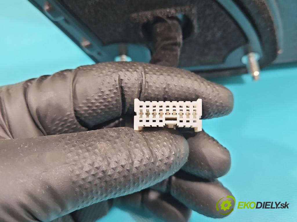 Hyundai I40 1.7 crdi 141 HP manual 104 kW 1685 cm3 5- zrkadlo ľavé  (Kľučka dverí ostatné)