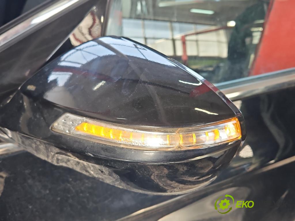 Hyundai I40 1.7 crdi 141 HP manual 104 kW 1685 cm3 5- zrkadlo ľavé  (Kľučka dverí ostatné)