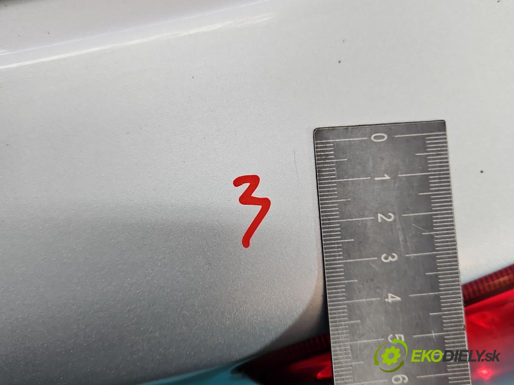 Hyundai I30 II 2012-2016 1.4 16V 100 hp manual 73,2 kW 1396 cm3 5- zadní kufrové dveře  (Zadní kapoty)