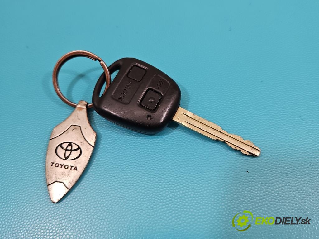 Toyota Corolla Verso I 2001-2004 2.0 D4D 90 HP manual 66 kW 1995 cm3 5- riadiaca jednotka motora 89661-13060