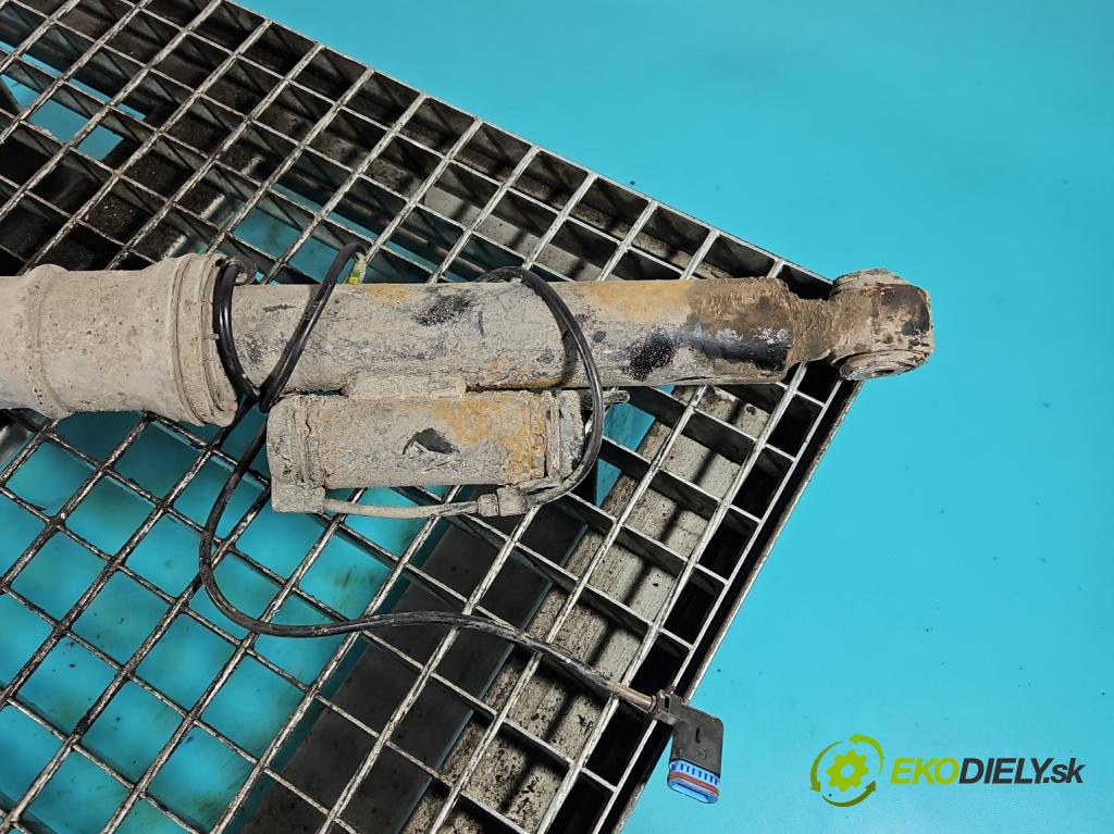 Mercedes S W221 2005-2013 3.0 CDI 211KM automatic 155 kW 2987 cm3 4- tlumič zadní pravý C086106N