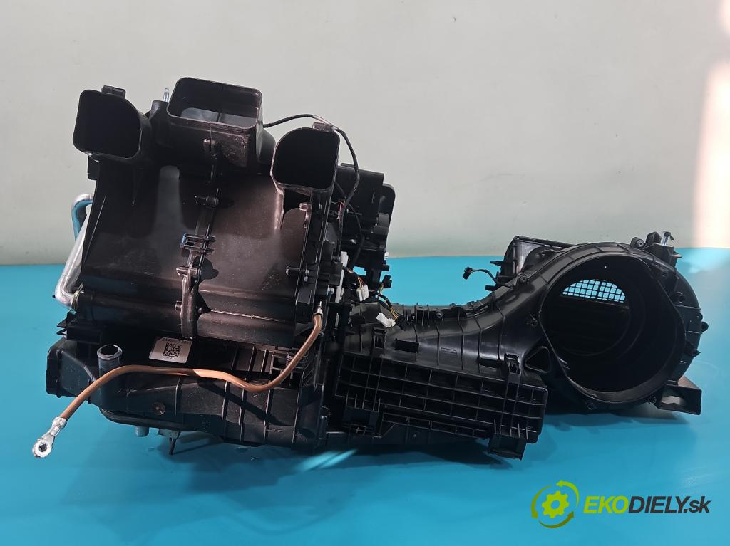 Mercedes B W246  2011-2018 1.8 CDI 109 hp automatic 80 kW 1796 cm3 5- radiátor A2468300260 (Radiátory topení)