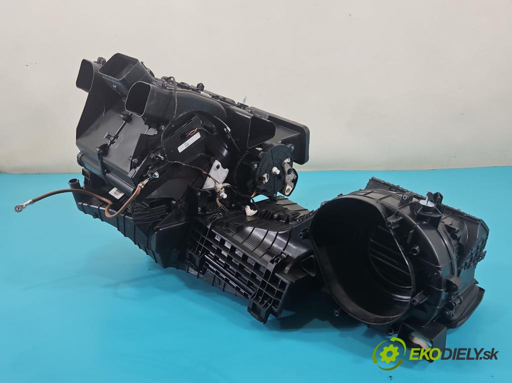 Mercedes B W246  2011-2018 1.8 CDI 109 hp automatic 80 kW 1796 cm3 5- radiátor A2468300260 (Radiátory topení)