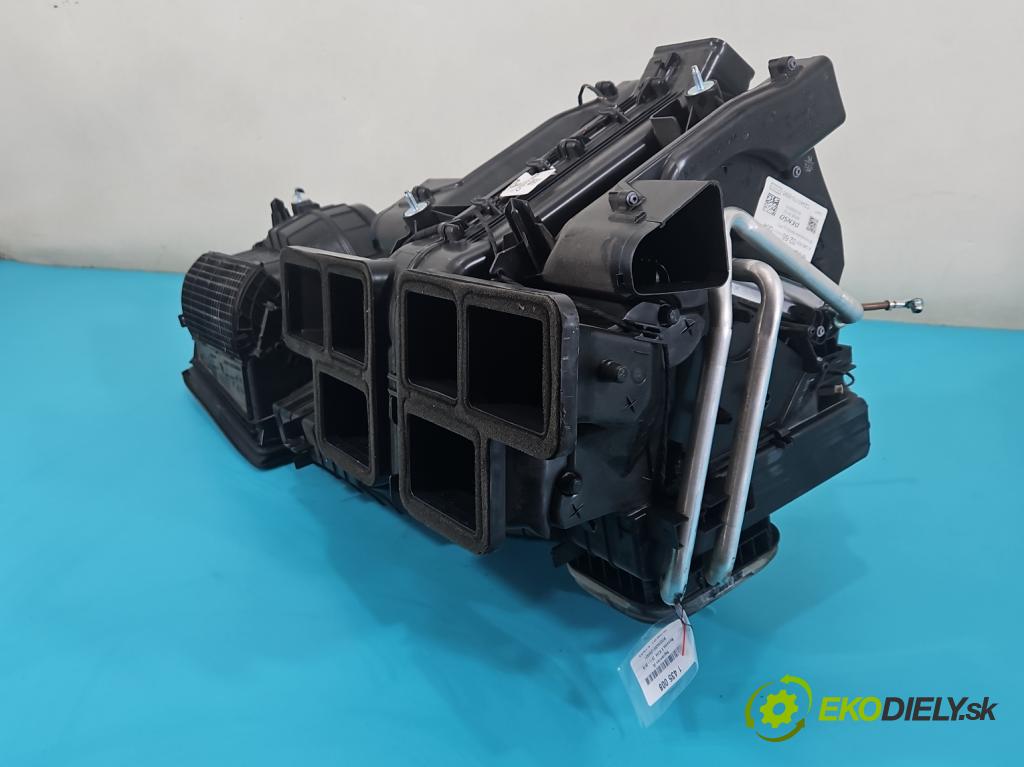 Mercedes B W246  2011-2018 1.8 CDI 109 hp automatic 80 kW 1796 cm3 5- radiátor A2468300260 (Radiátory topení)