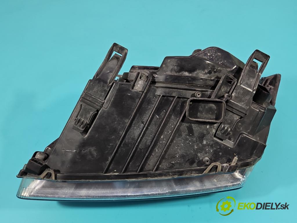 Ford Focus Mk2 2004-2011 1.6 tdci 109 HP manual 80 kW 1560 cm3 5- Reflektor: pravý 4M51-13W029-AD (Svetlo predné pravé)