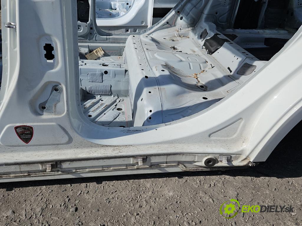 Mercedes B W246  2011-2018 1.8 CDI 109 hp automatic 80 kW 1796 cm3 5- práh levý  (Ostatní)