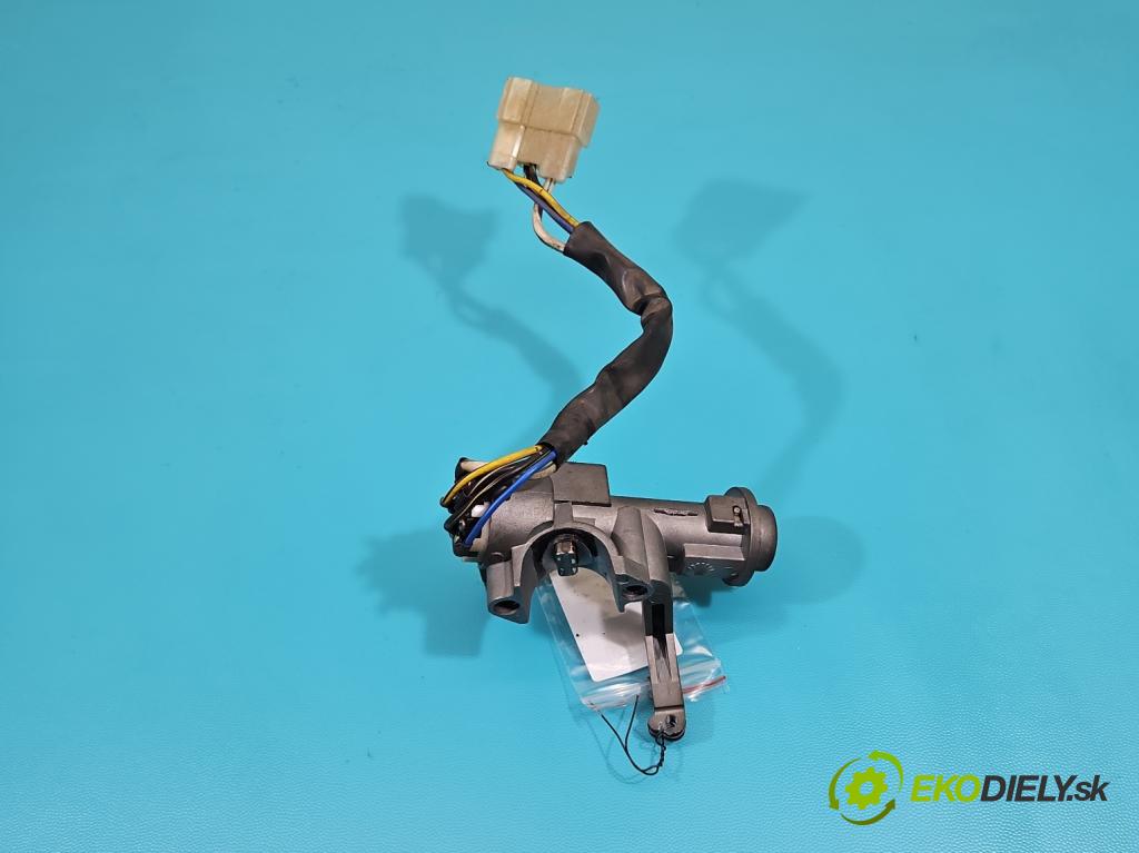 Daewoo Tico 0.8 plyn: 41 HP manual 30 kW 796 cm3 5- Spínačka (Spínacia skrinka)