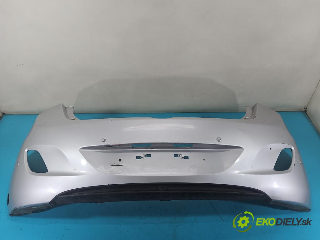 Hyundai I30 II 2012-2016 1.4 16V 100 hp manual 73,2 kW 1396 cm3 5- nárazník zadní  (Ostatné)