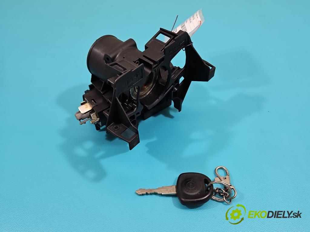 Opel Agila A 2000-2007 1.0 12V 58 HP manual 43 kW 973 cm3 5- Spínačka 90589313 (Spínacia skrinka)