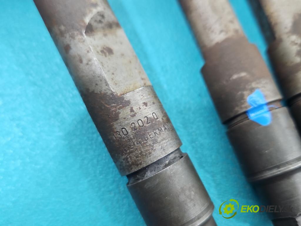 Seat Leon I 1999-2005 1.9 tdi 90 HP manual 66 kW 1896 cm3 5- vstrek 028130202Q (Vstrekovač paliva)