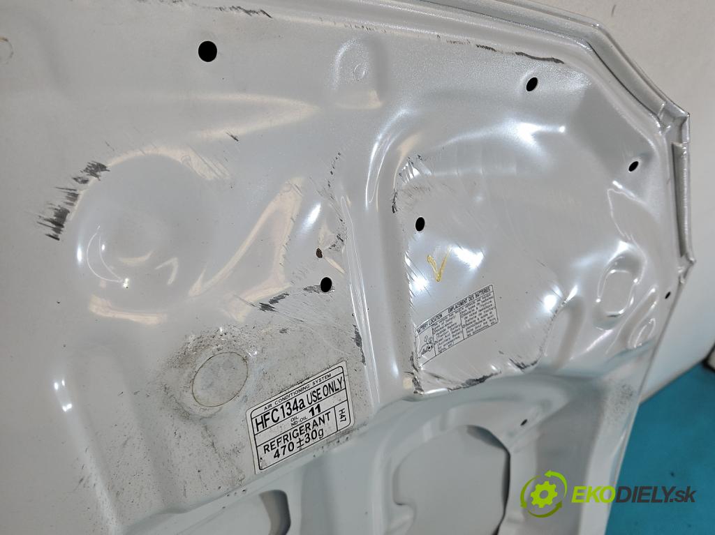 Toyota Auris I 2006-2013 1.8 16V 99 HP automatic 73 kW 1798 cm3 5- kapota predná