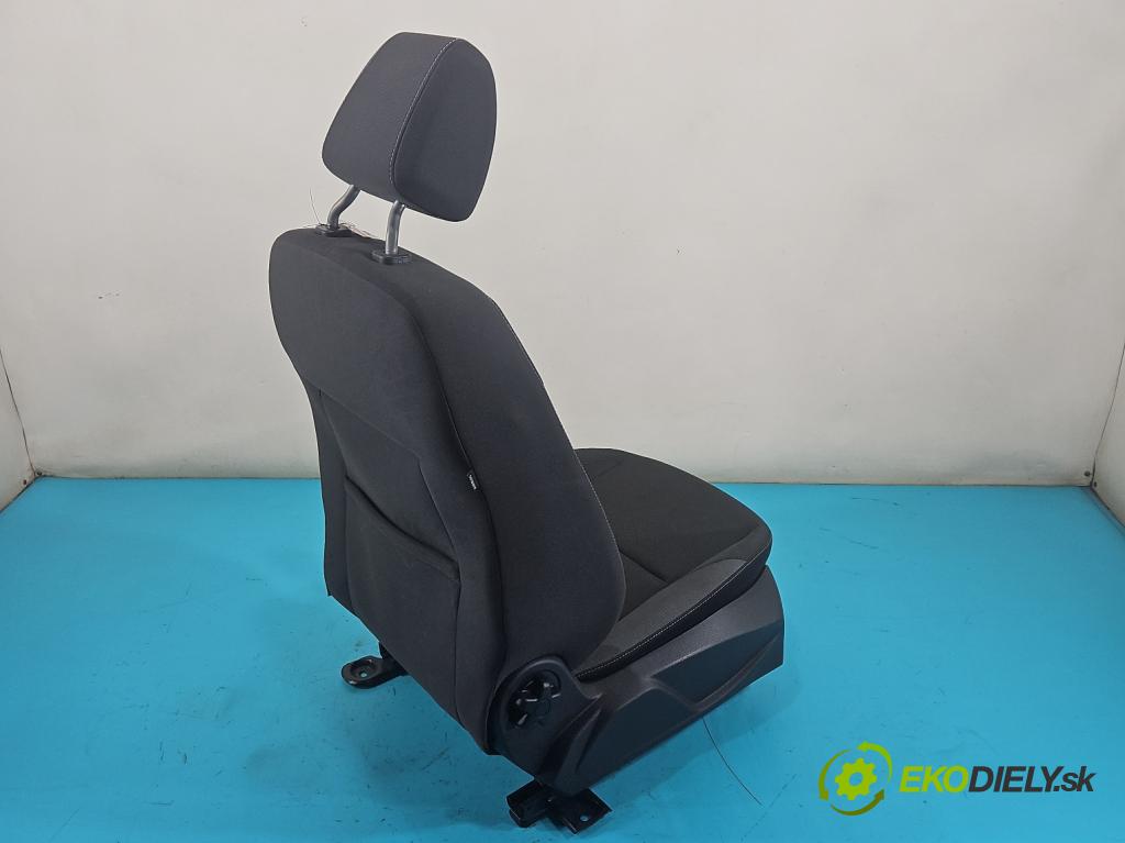 Ford Focus Mk3 2010-2018 1.6 16V 105 HP manual 77 kW 1596 cm3 5- Sedačka pravý  (Sedačka, sedadlo)