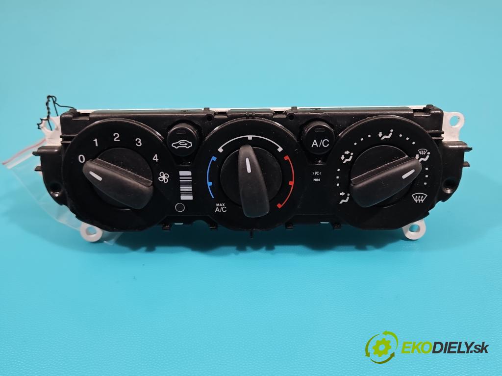 Ford Focus Mk3 2010-2018 1.6 16V 105 HP manual 77 kW 1596 cm3 5- panel kúrenia