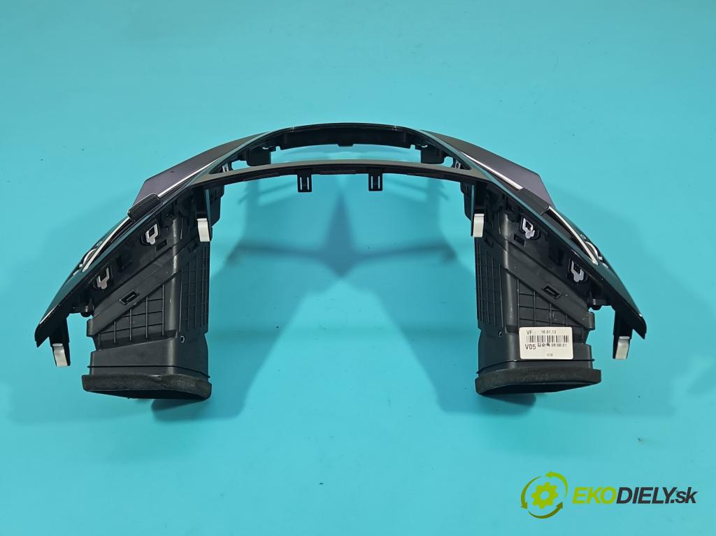 Hyundai I40 1.7 crdi 141 HP manual 104 kW 1685 cm3 5- Mřížka: kúrenia stredová 740-3Z000 (Mriežka kúrenia (fukár))