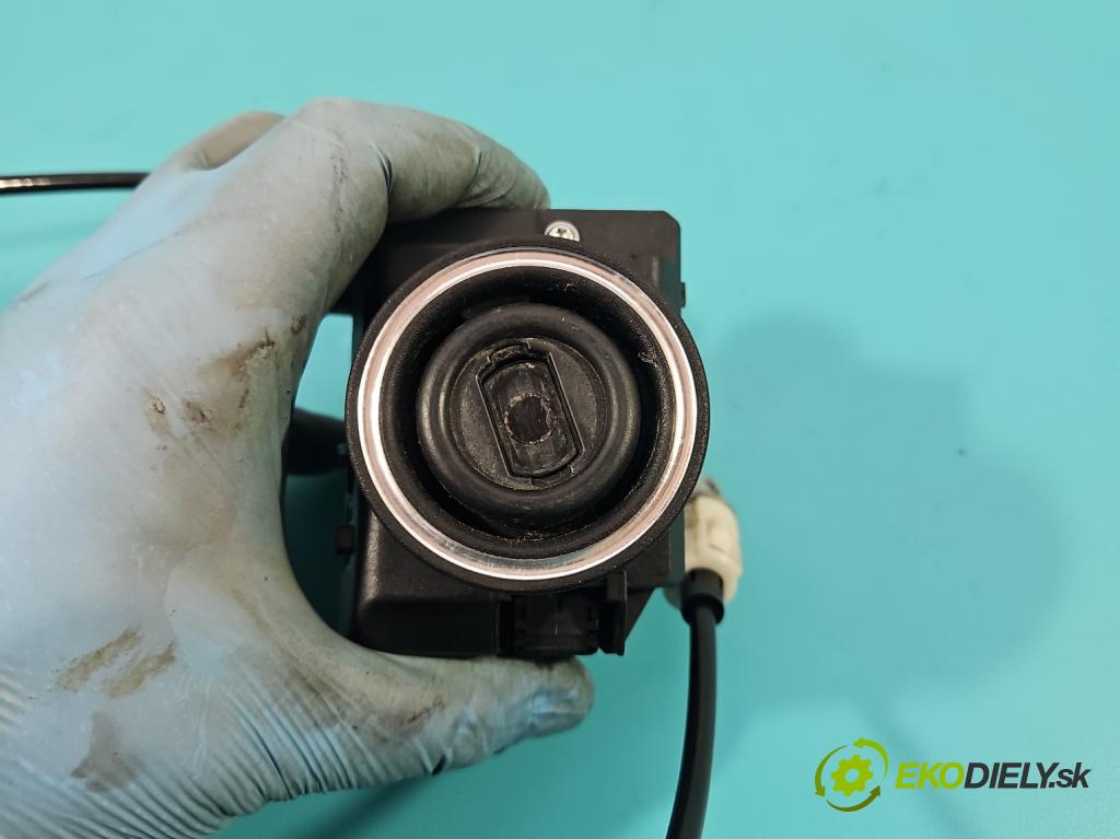 Mercedes B W245 2005-2011 2.0 cdi 140 HP automatic 103 kW 1992 cm3 5- Spínačka 1695451508 (Spínacia skrinka)