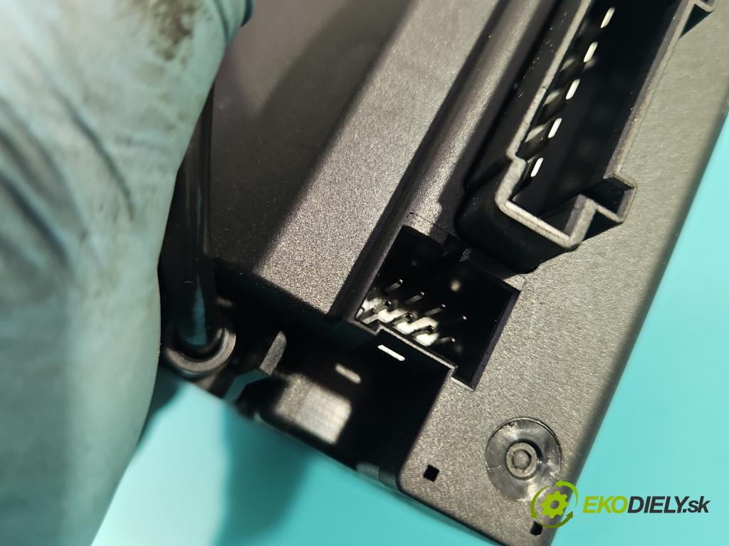 Mercedes B W245 2005-2011 2.0 cdi 140 HP automatic 103 kW 1992 cm3 5- Spínačka 1695451508 (Spínacia skrinka)