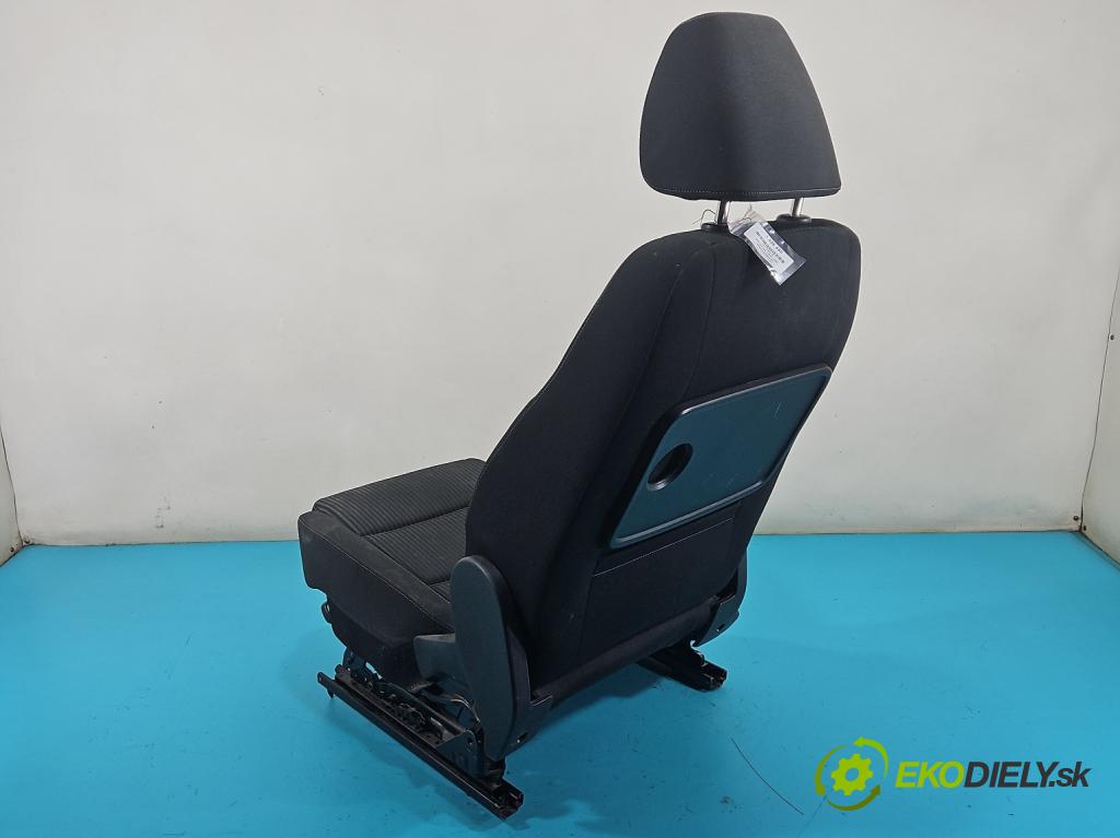 Seat Alhambra II 2010-2020 2.0 tdi 116 HP manual 85 kW 1968 cm3 5- Sedačka pravý  (Sedačka, sedadlo)