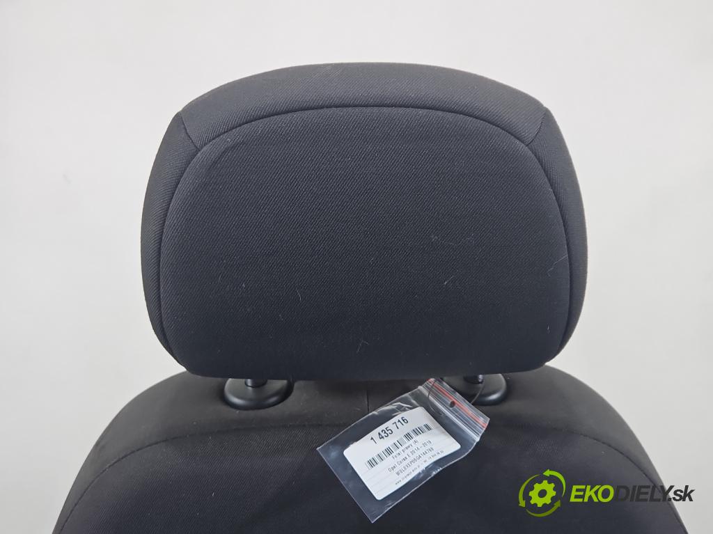 Opel Corsa E 2014-2019 1.4 16V 75 HP manual 55 kW 1398 cm3 3- Sedačka pravý  (Sedačka, sedadlo)