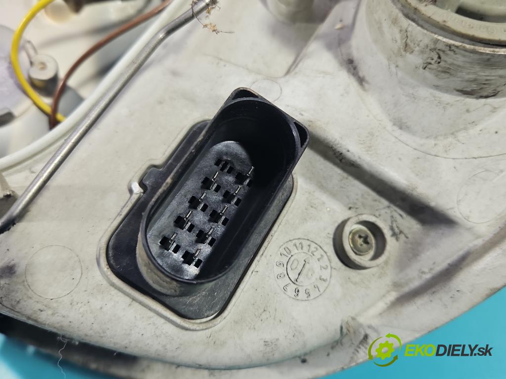 Mercedes Sprinter I 1995-2006 2,2.0 cdi 82 HP manual 60 kW 2148 cm3 5- Reflektor: pravý  (Svetlo predné pravé)