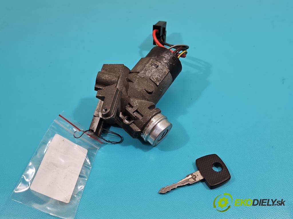 Mercedes Vito W638 1996-2003 2.3 TD 98 HP manual 72 kW 2299 cm3 5- Spínačka  (Spínacia skrinka)