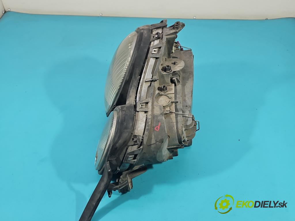 Mercedes E W210 1995-2002 2.2 cdi 125 HP manual 92 kW 2151 cm3 4- Reflektor: pravý  (Svetlo predné pravé)