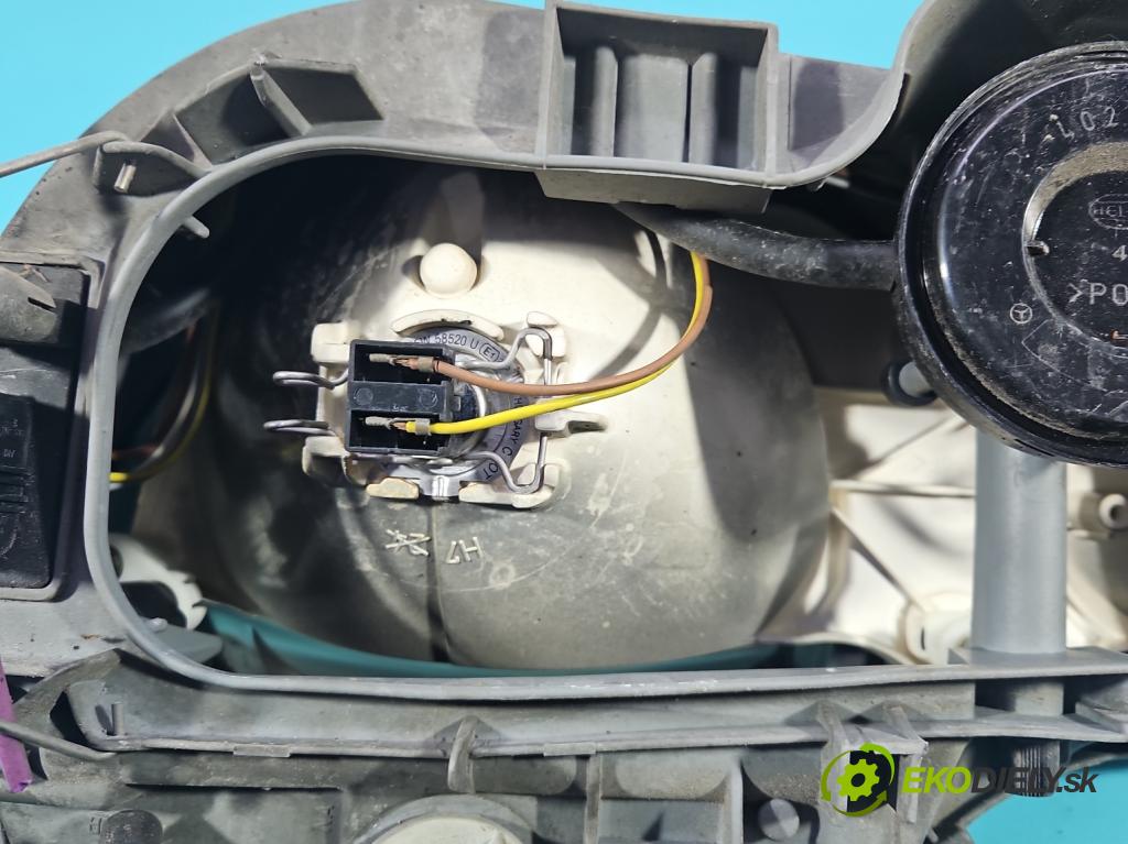 Mercedes E W210 1995-2002 2.2 cdi 125 HP manual 92 kW 2151 cm3 4- Reflektor: pravý  (Svetlo predné pravé)