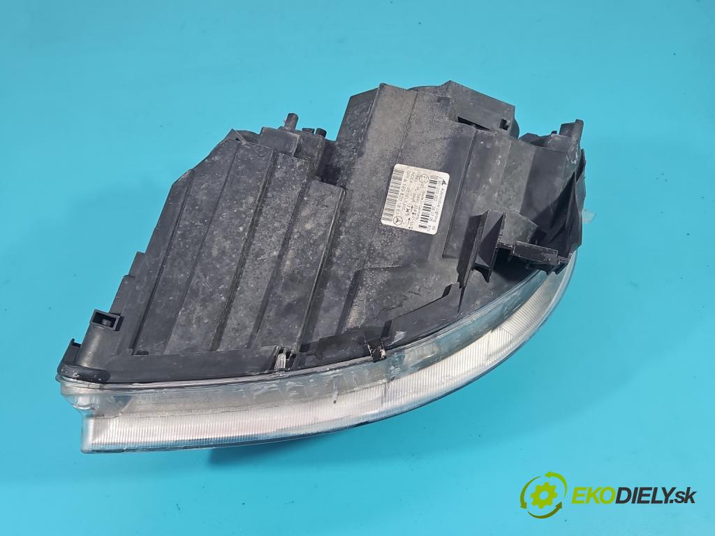Mercedes B W245 2005-2011 2.0 cdi 140 HP automatic 103 kW 1992 cm3 5- Reflektor: pravý A1698201861 (Svetlo predné pravé)