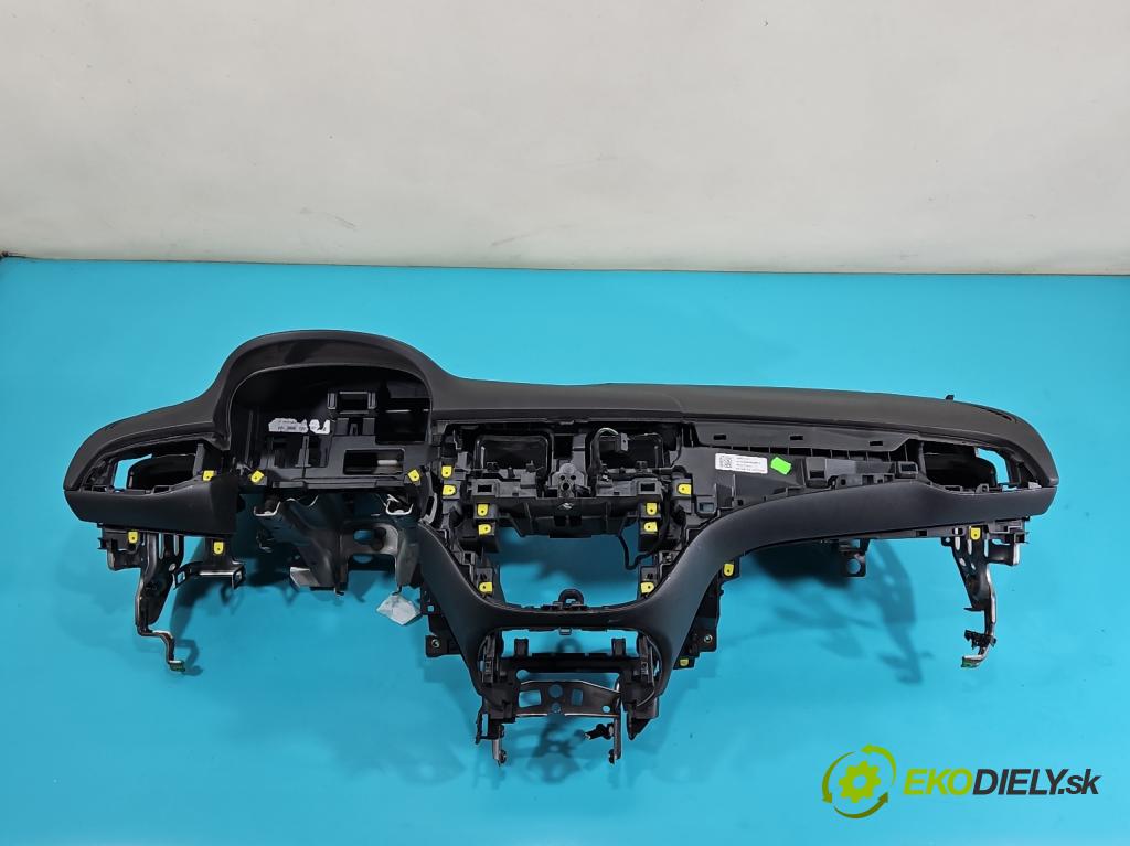 Opel Corsa E 2014-2019 1.4 16V 75 HP manual 55 kW 1398 cm3 3- kokpit,pristrojová doska rozdeľovacia 