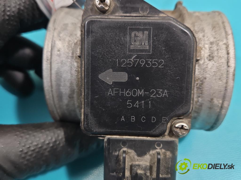 Fiat Croma II 2005-2010 2.2 16V 147 HP manual 108 kW 2198 cm3 5- průtokoměr: 12579352 (Váha vzduchu)