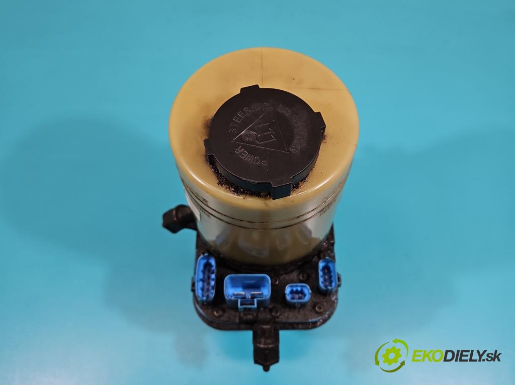 Fiat Croma II 2005-2010 2.2 16V 147 HP manual 108 kW 2198 cm3 5- čerpadlo posilovač  (Servočerpadlo, pumpa riadenia)